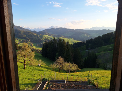 Übernachten in der Kristallkluft und im Pferdestall